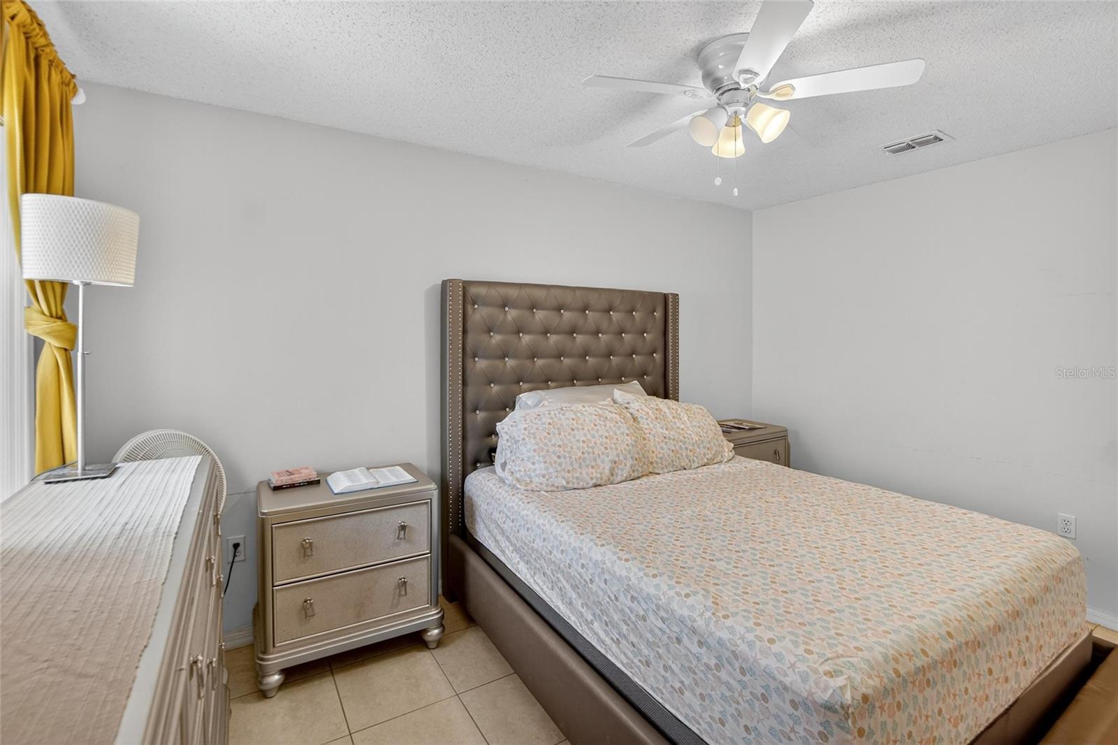 Image 18 of 69 For 13040 Waterbourne Drive