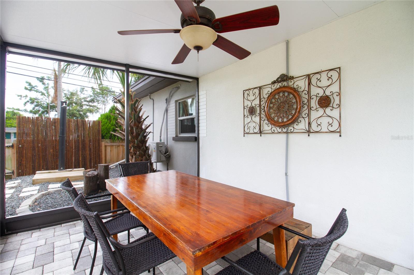 Image 32 of 48 For 2300 8th Avenue Sw