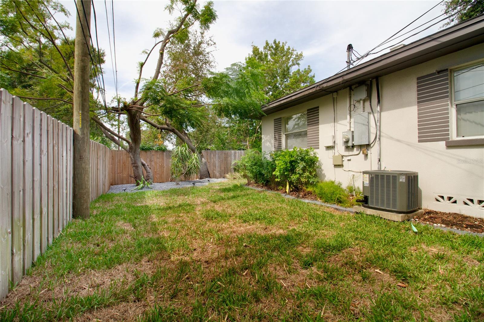 Image 34 of 48 For 2300 8th Avenue Sw