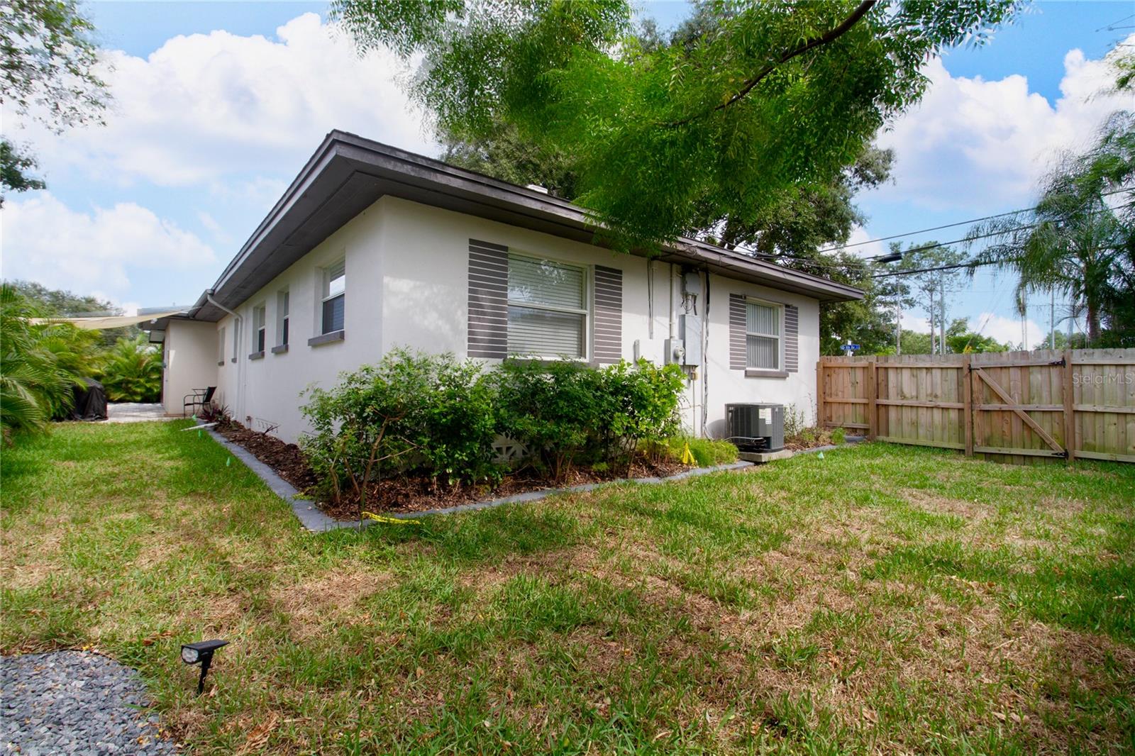 Image 35 of 48 For 2300 8th Avenue Sw