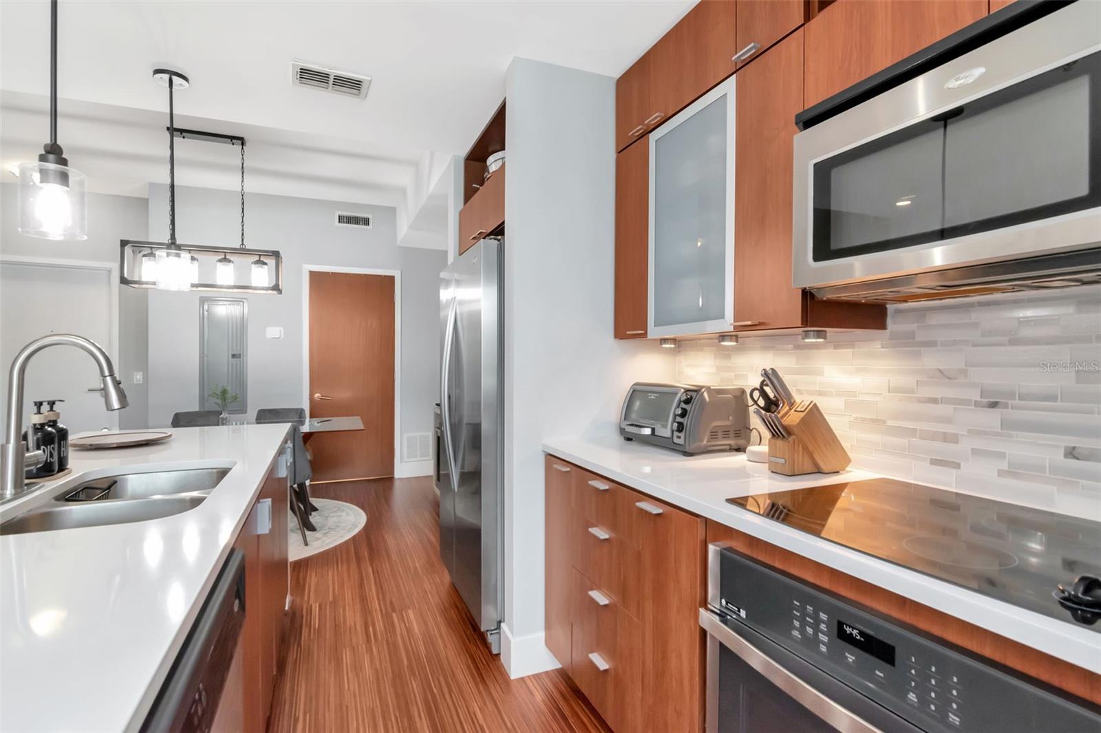 Image 6 of 44 For 111 12th Street 1408