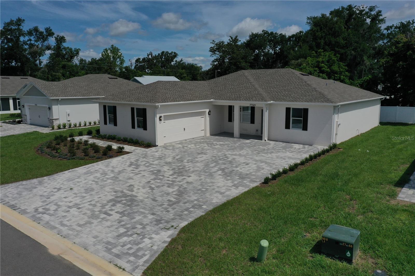Details for 37549 Teri Court, DADE CITY, FL 33525