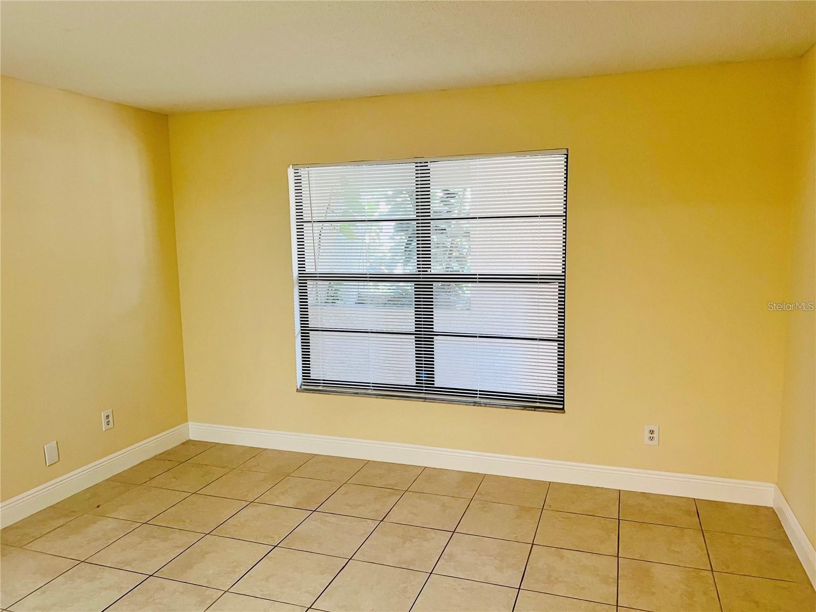 Image 29 of 43 For 7818 Niagara Avenue 205