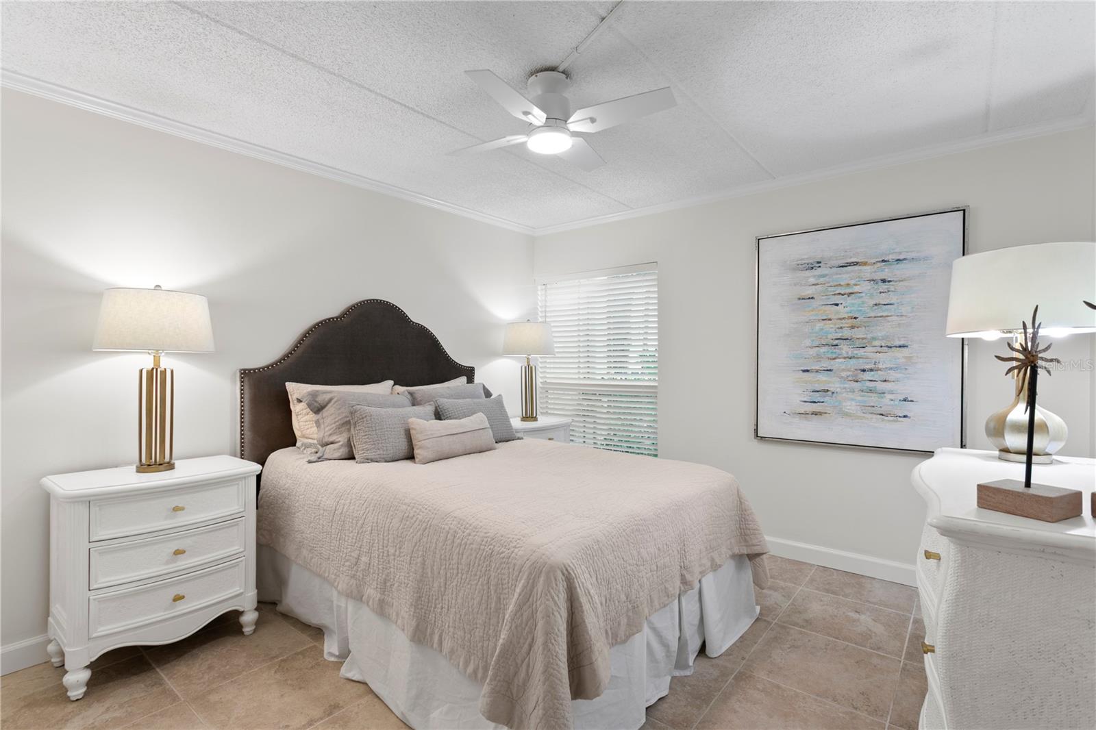Image 27 of 43 For 3325 Bayshore Boulevard E14