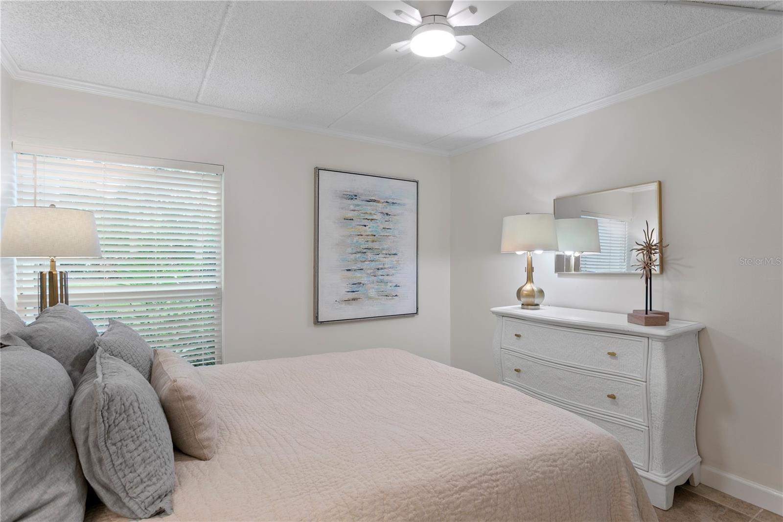 Image 29 of 43 For 3325 Bayshore Boulevard E14