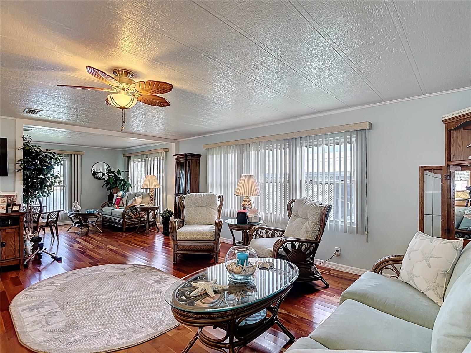Image 24 of 50 For 2115 Waterview Drive