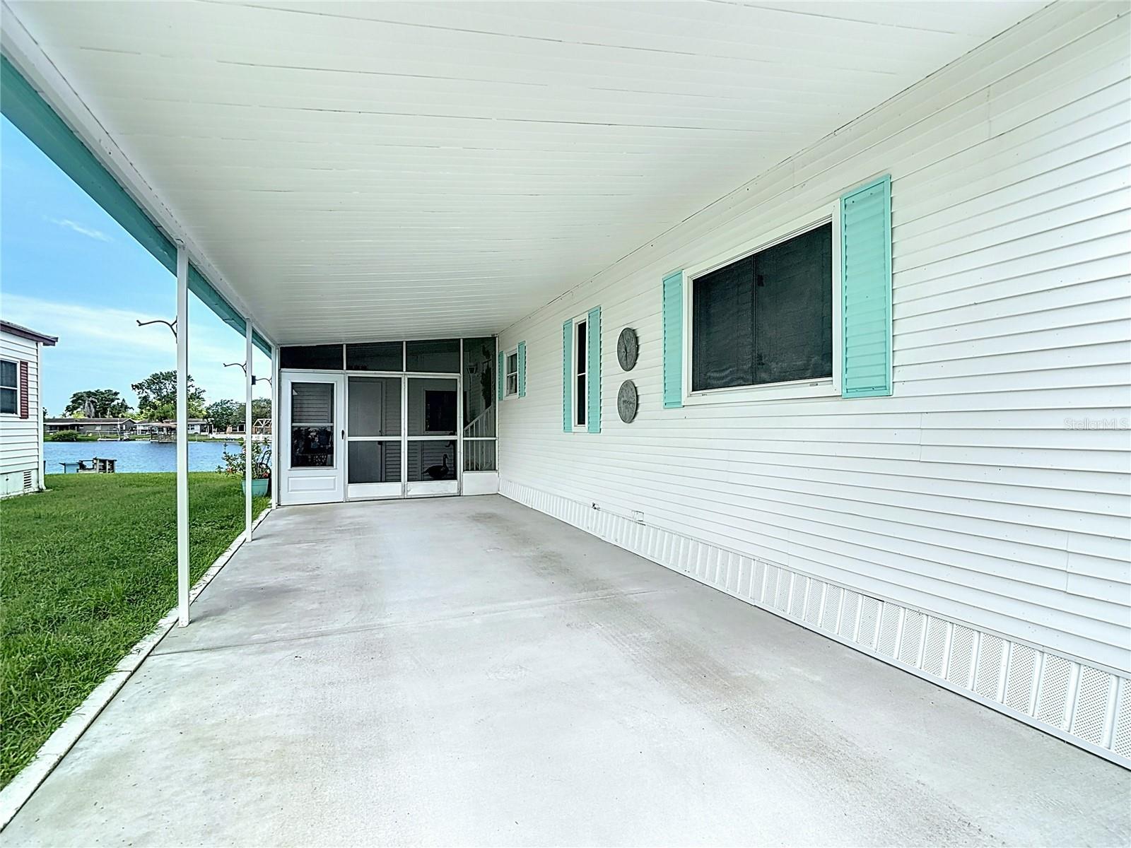 Image 3 of 50 For 2115 Waterview Drive
