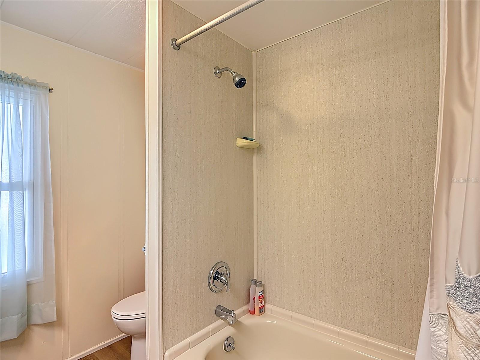 Image 30 of 50 For 2115 Waterview Drive