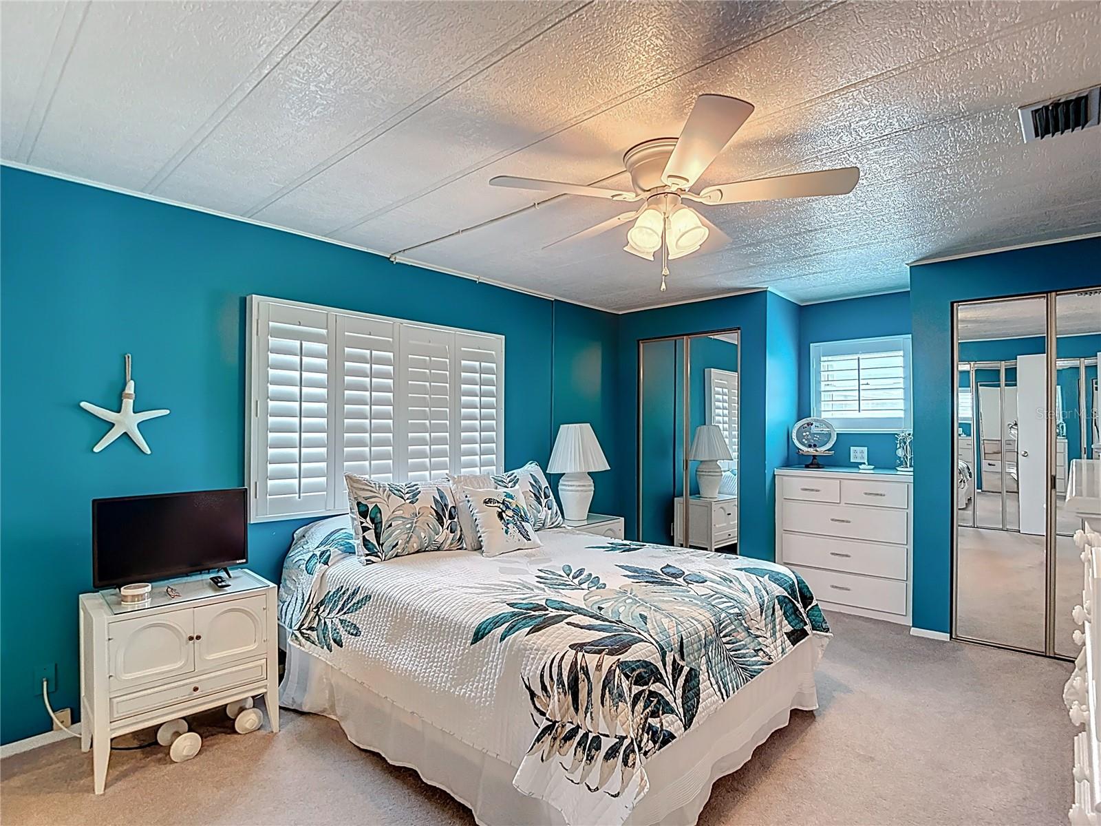 Image 33 of 50 For 2115 Waterview Drive