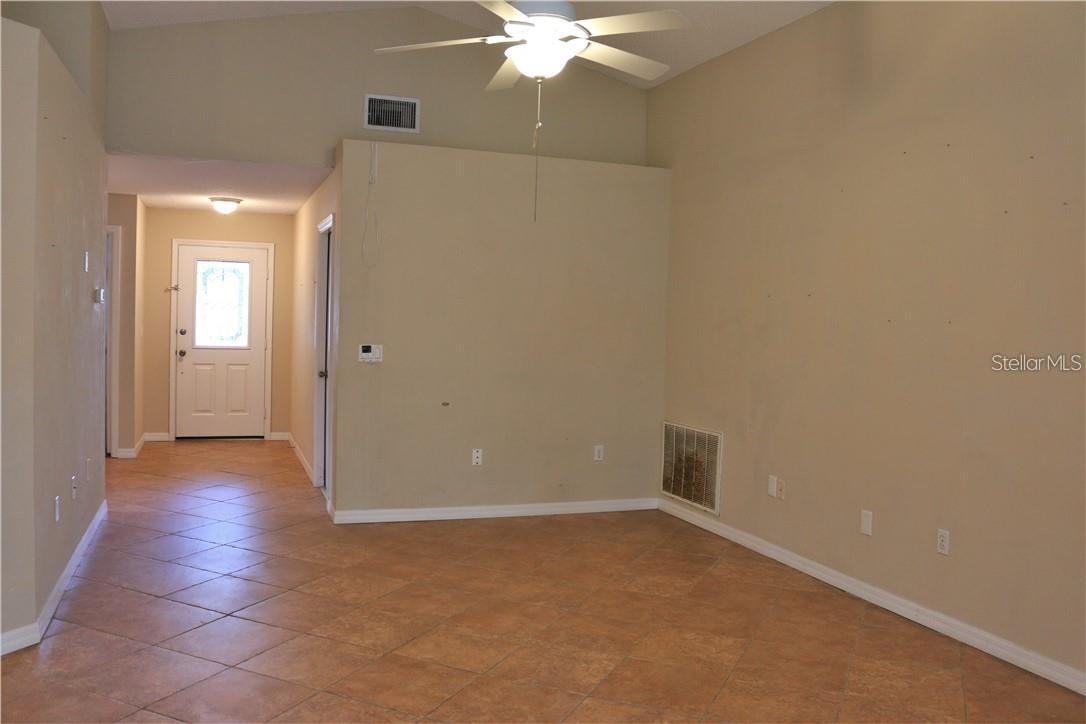 Image 13 of 28 For 3815 Sugar Creek Court