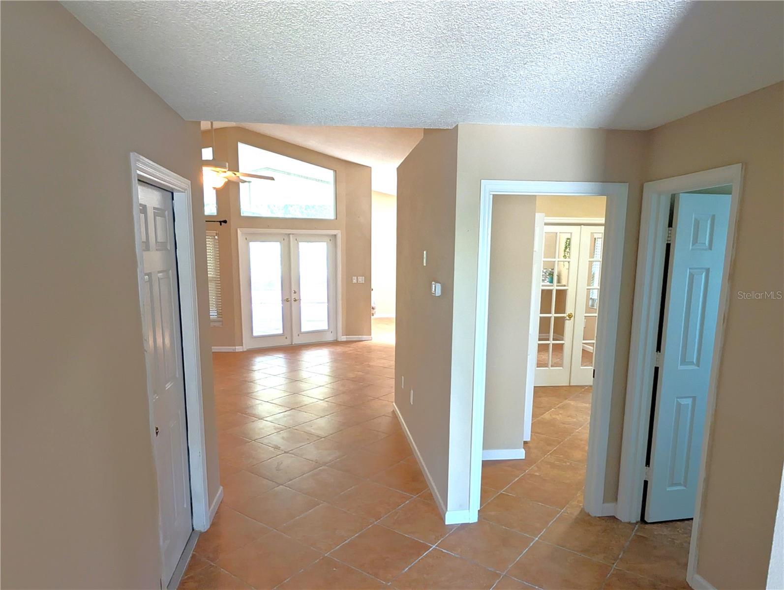 Image 5 of 28 For 3815 Sugar Creek Court