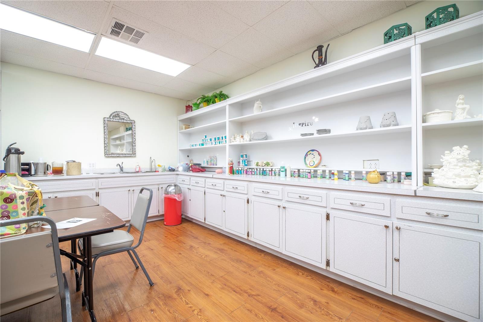 Image 70 of 76 For 5108 Brittany Drive S 908