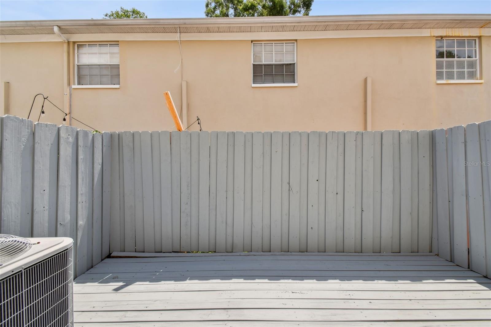 Image 13 of 23 For 408 Arrawana Avenue A4