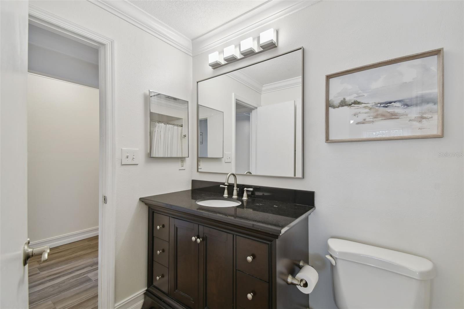 Image 19 of 23 For 408 Arrawana Avenue A4