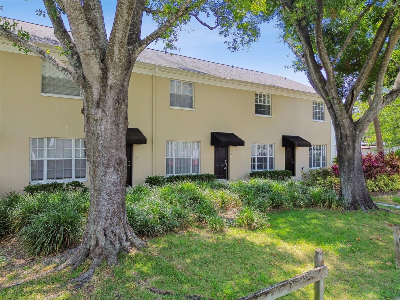Image 22 of 23 For 408 Arrawana Avenue A4