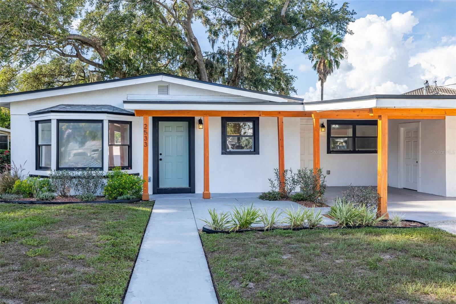 Image 2 of 20 For 2533 Habana Place