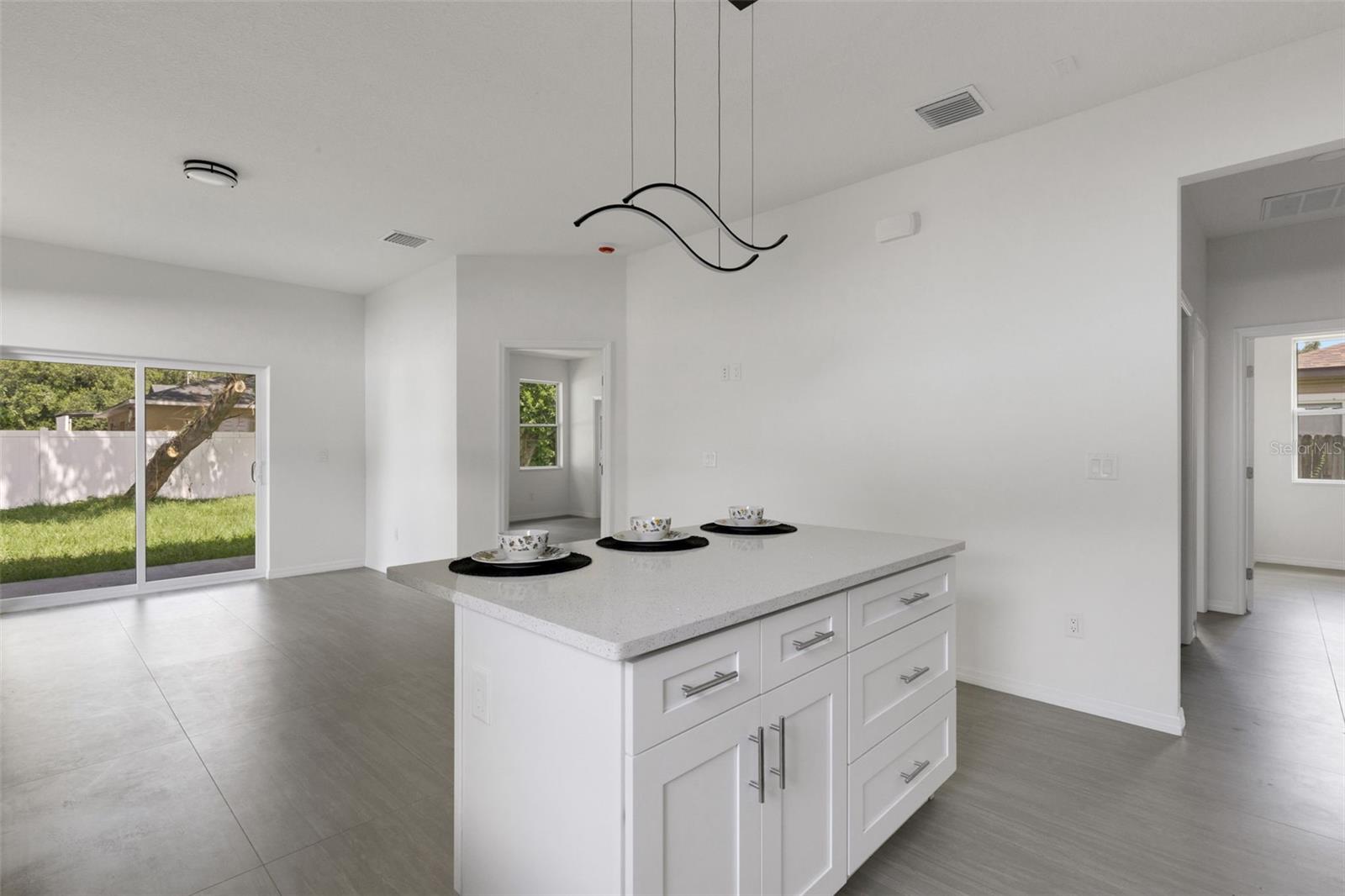 Image 13 of 66 For 8522 Boulevard
