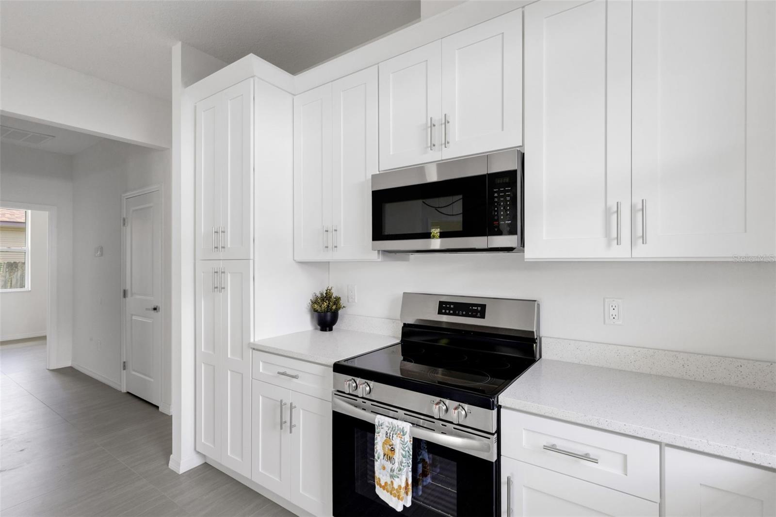Image 15 of 66 For 8522 Boulevard
