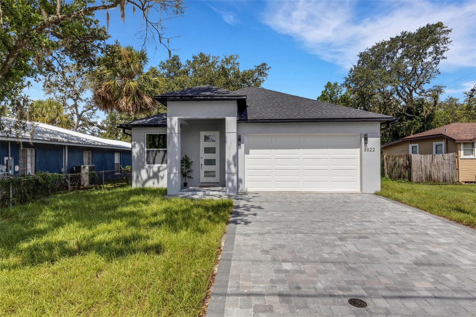 Image 3 of 66 For 8522 Boulevard