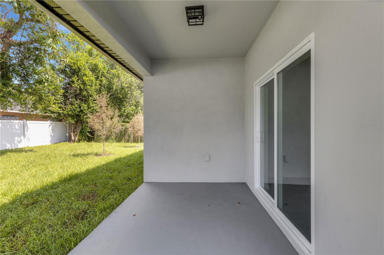 Image 4 of 66 For 8522 Boulevard