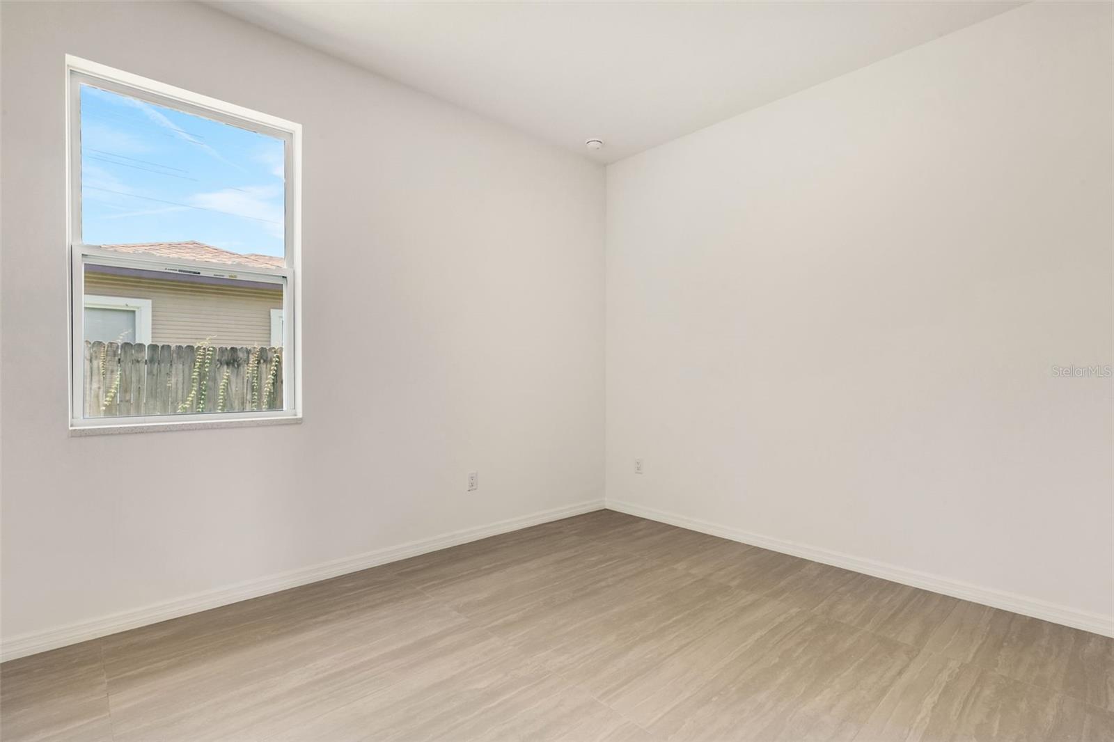 Image 47 of 66 For 8522 Boulevard