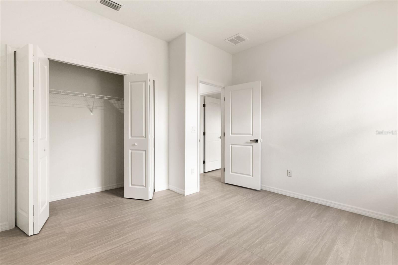 Image 49 of 66 For 8522 Boulevard