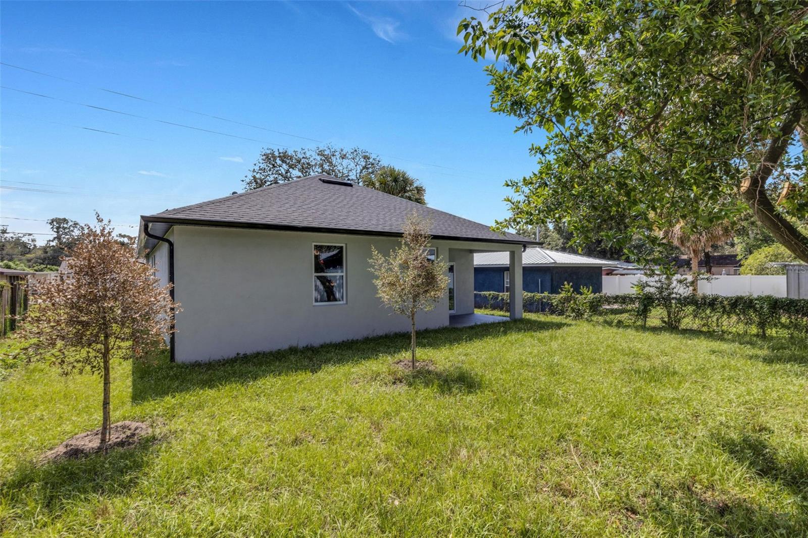 Image 7 of 66 For 8522 Boulevard
