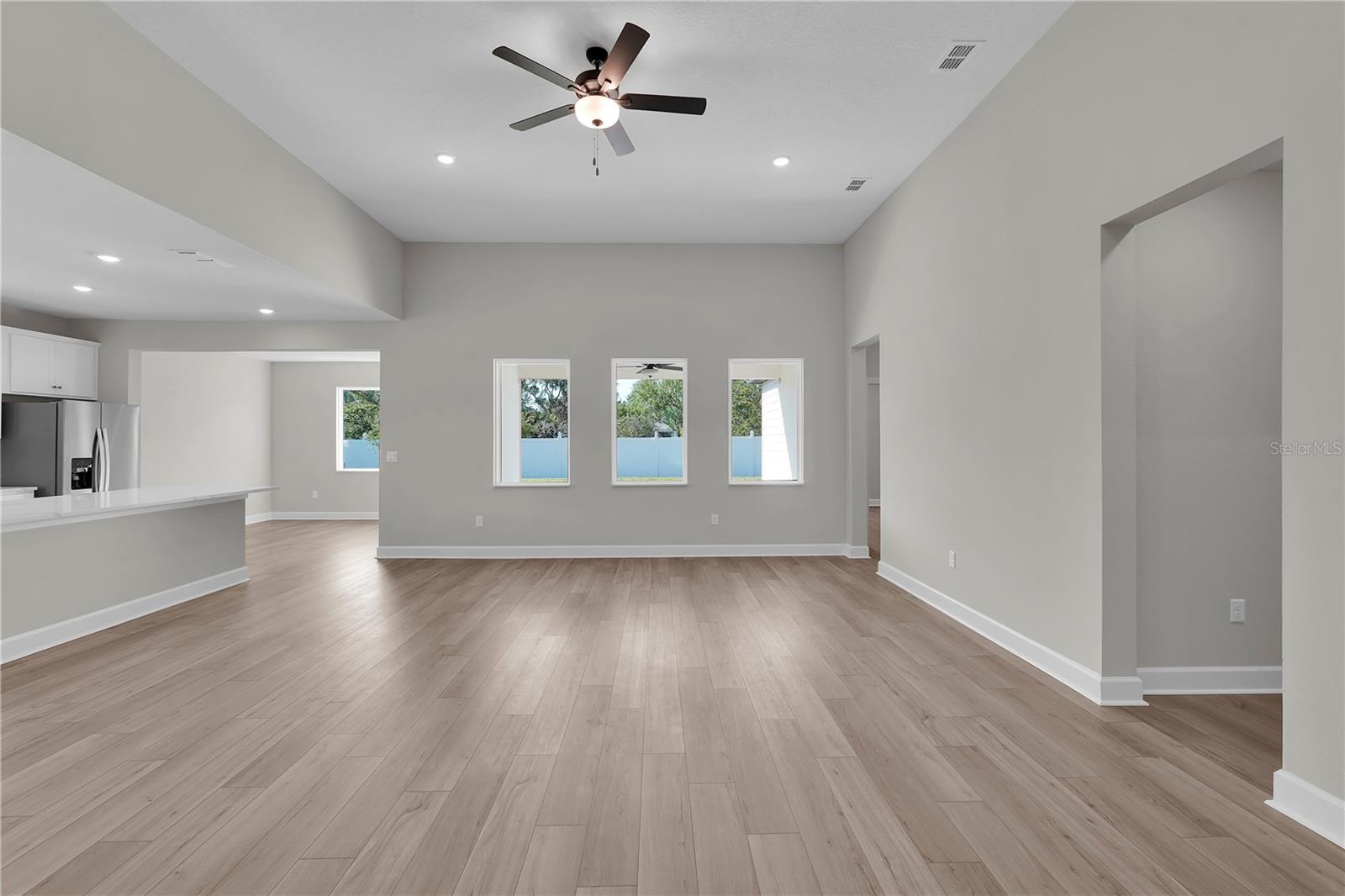 Image 4 of 11 For 17125 41st Circle