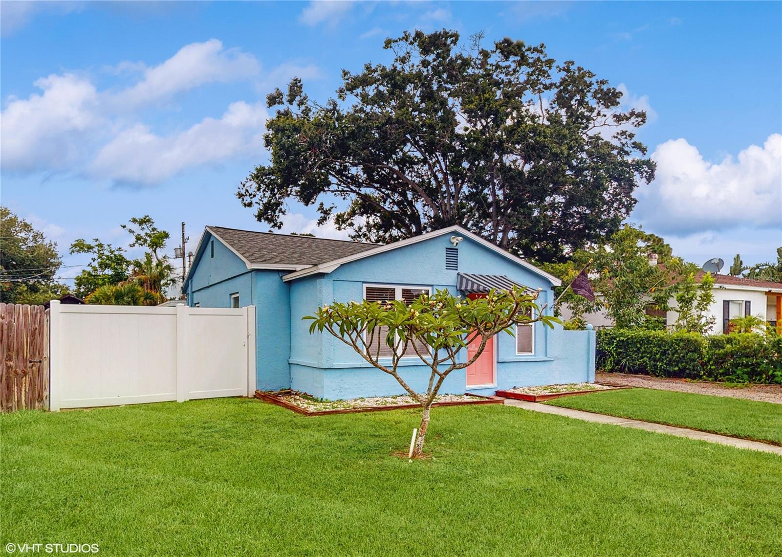 Image 2 of 25 For 5550 Kelly Drive N