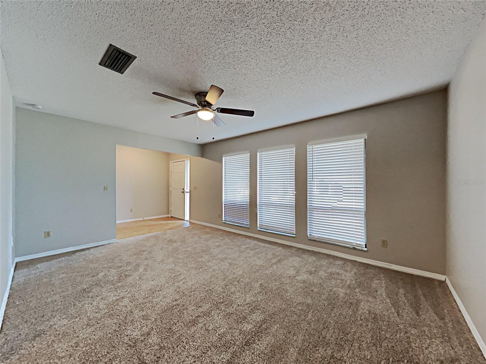 Image 3 of 24 For 107 Lyndhurst Drive