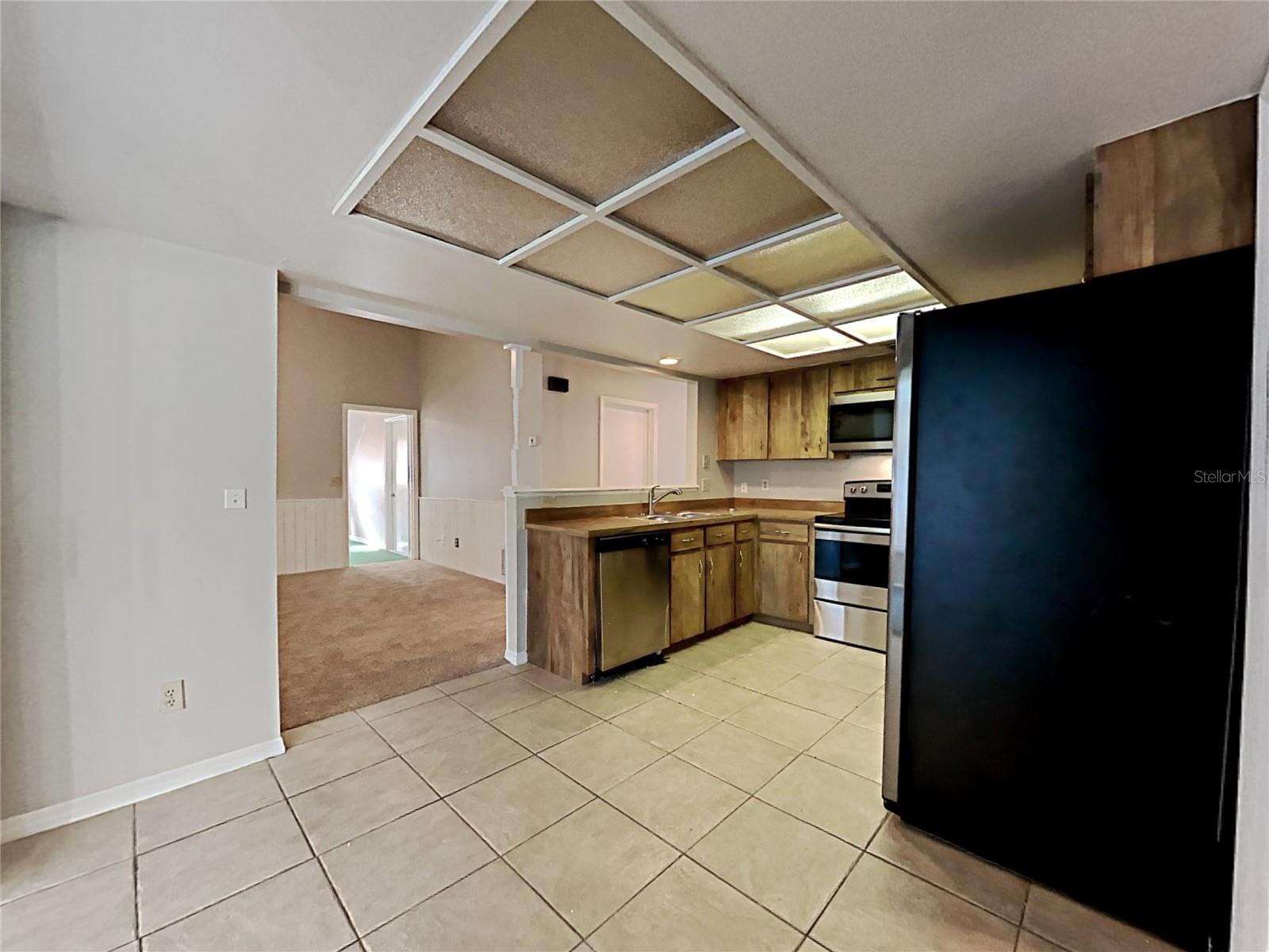 Image 8 of 24 For 107 Lyndhurst Drive