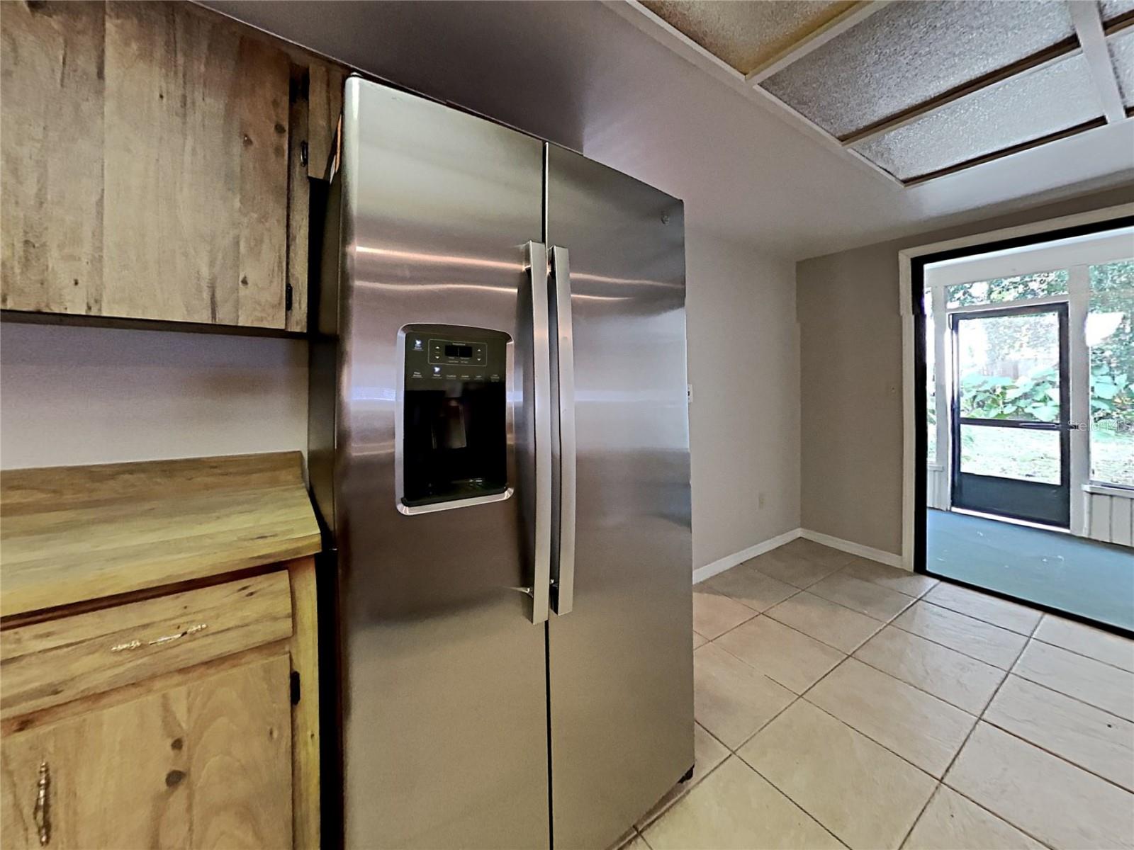 Image 9 of 24 For 107 Lyndhurst Drive