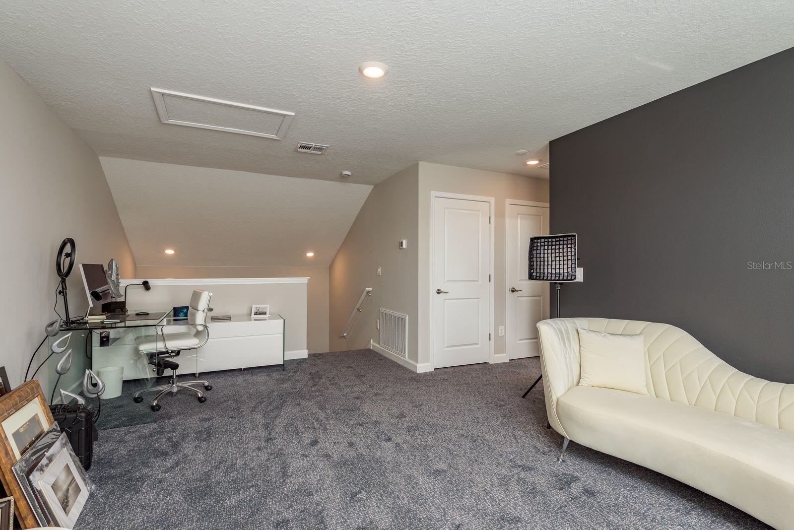 Image 33 of 78 For 17026 Shell Bay Drive