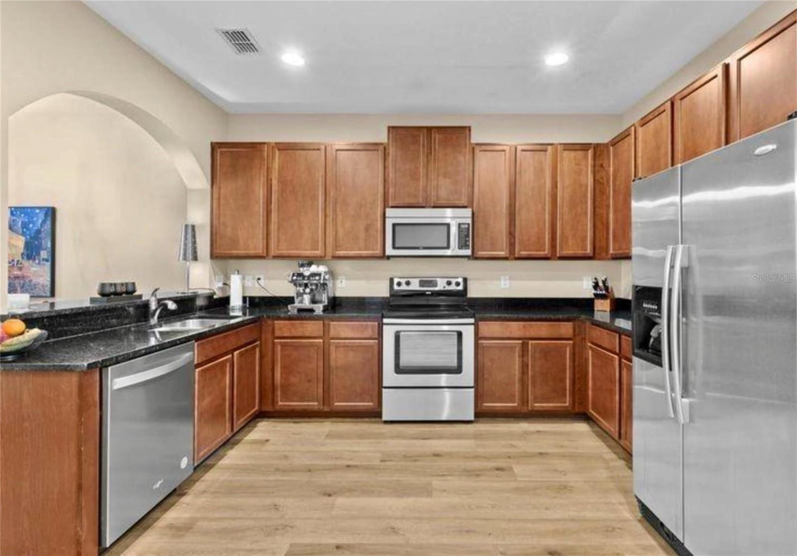 Image 5 of 21 For 14169 Stowbridge Avenue