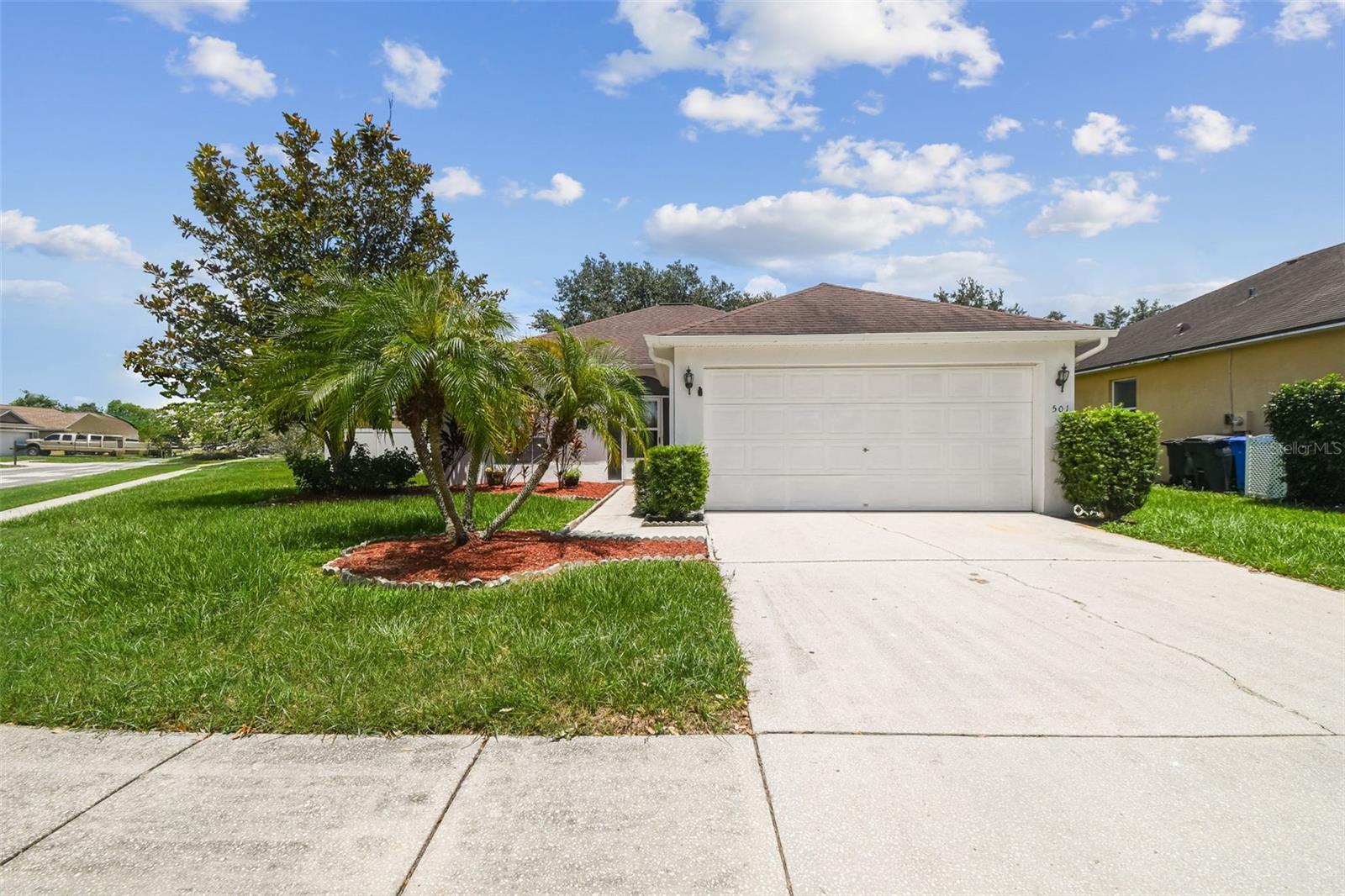 Image 2 of 39 For 501 Royal Ridge Street