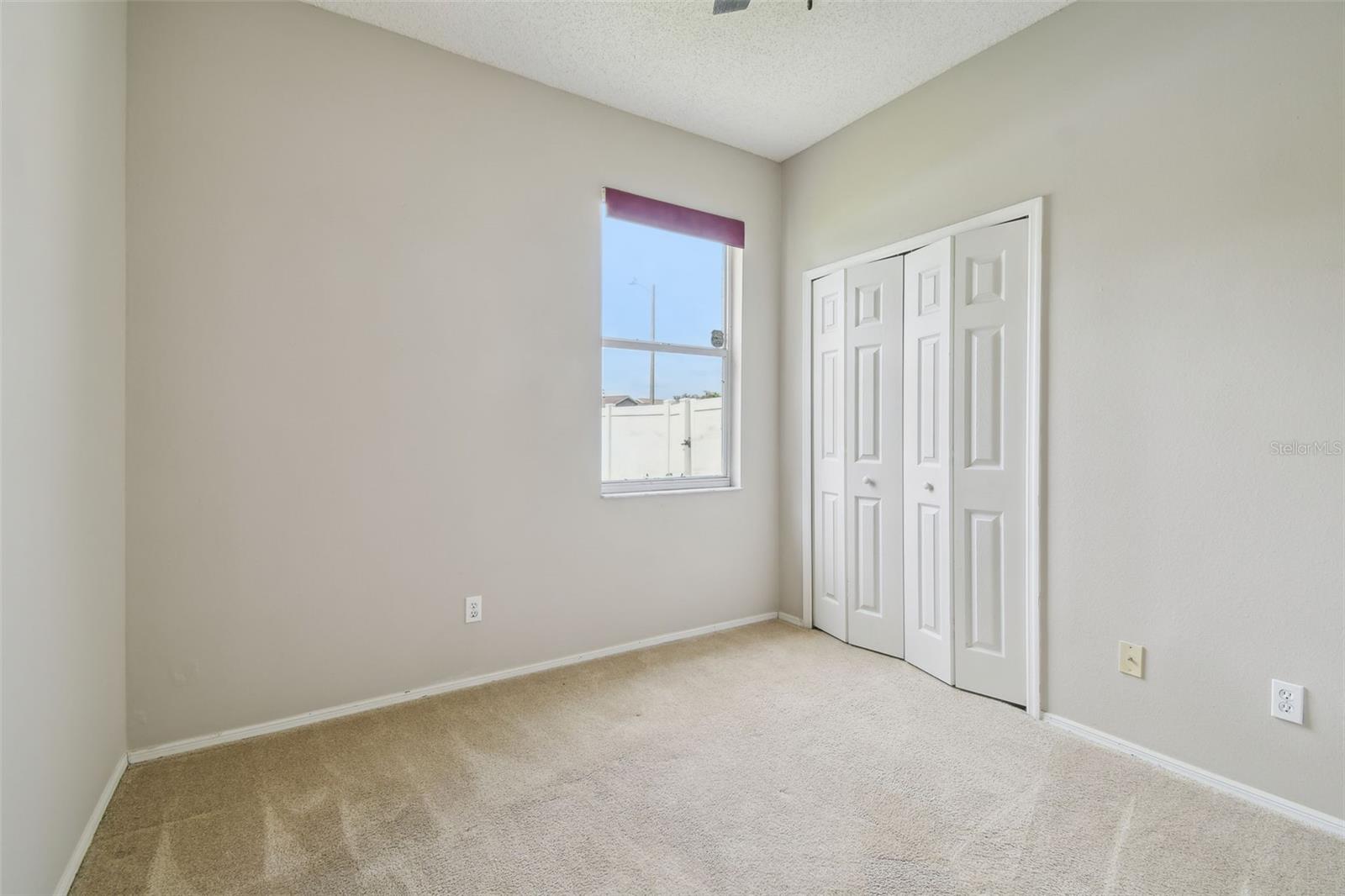 Image 24 of 39 For 501 Royal Ridge Street