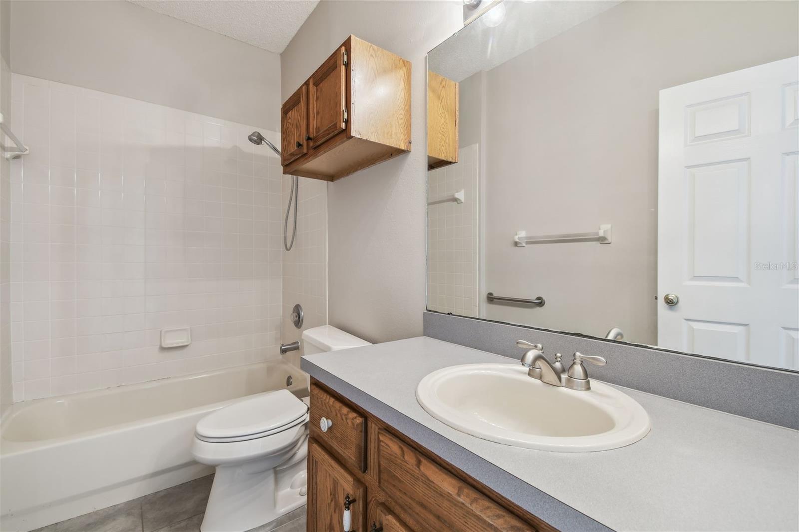 Image 26 of 39 For 501 Royal Ridge Street