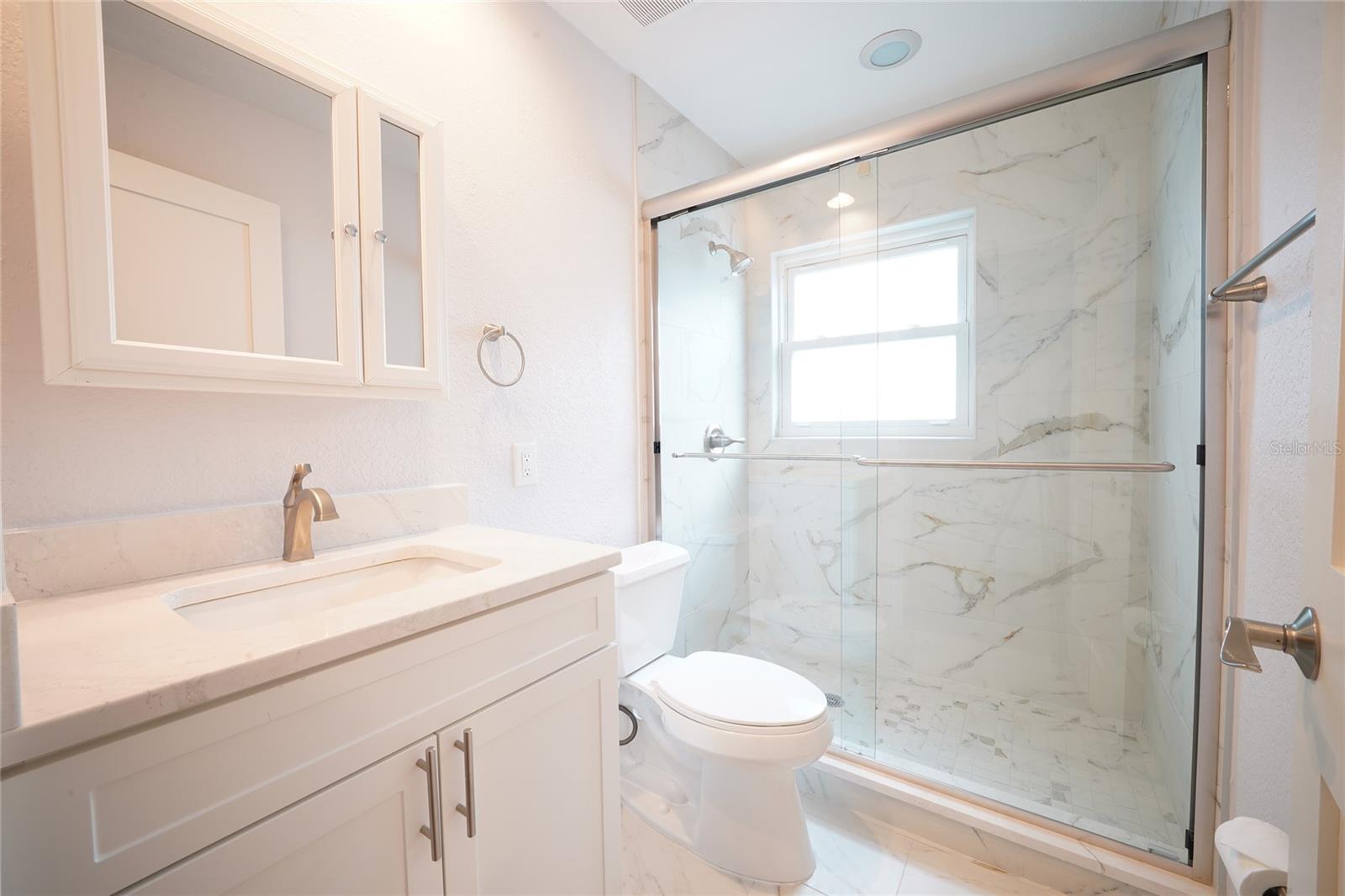Listing photo id 21 for 4740 Venetian Boulevard Ne