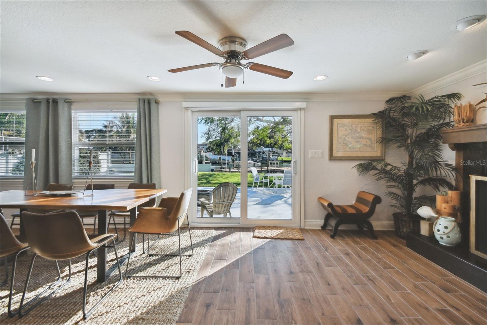 Listing photo id 31 for 4740 Venetian Boulevard Ne