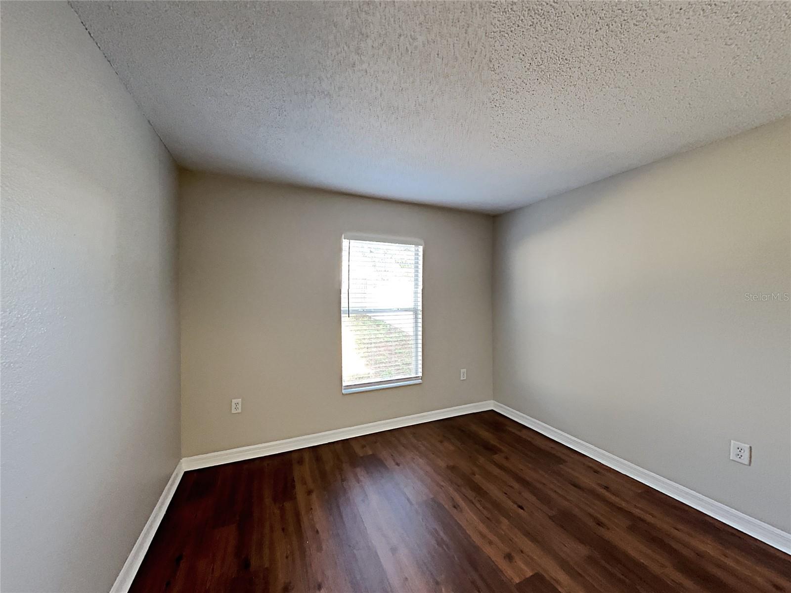 Image 15 of 19 For 252 Piano Lane