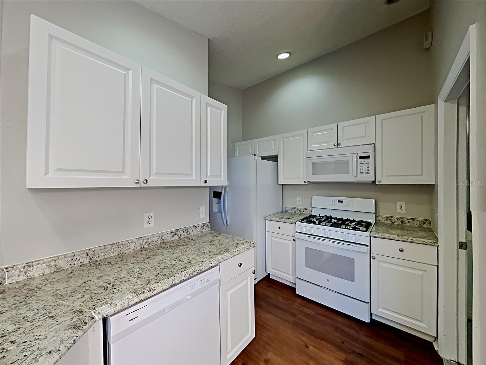 Image 4 of 19 For 252 Piano Lane