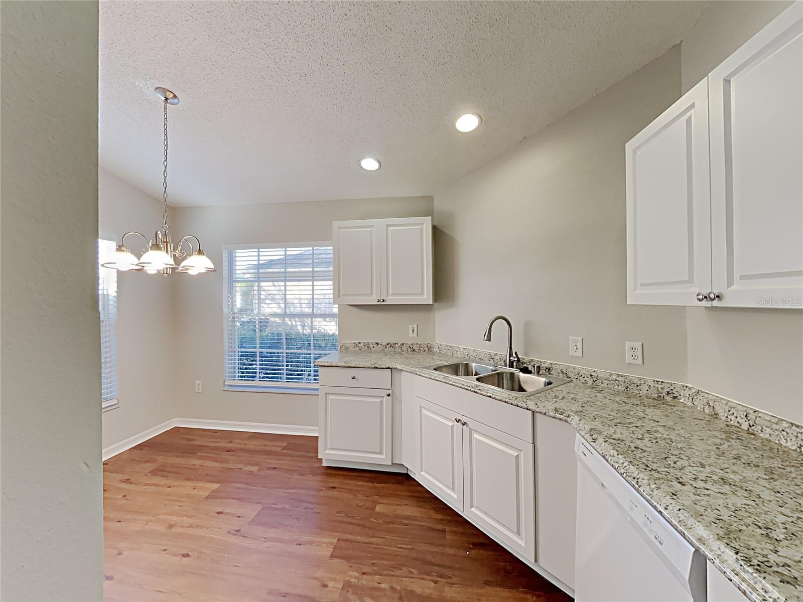 Image 5 of 19 For 252 Piano Lane