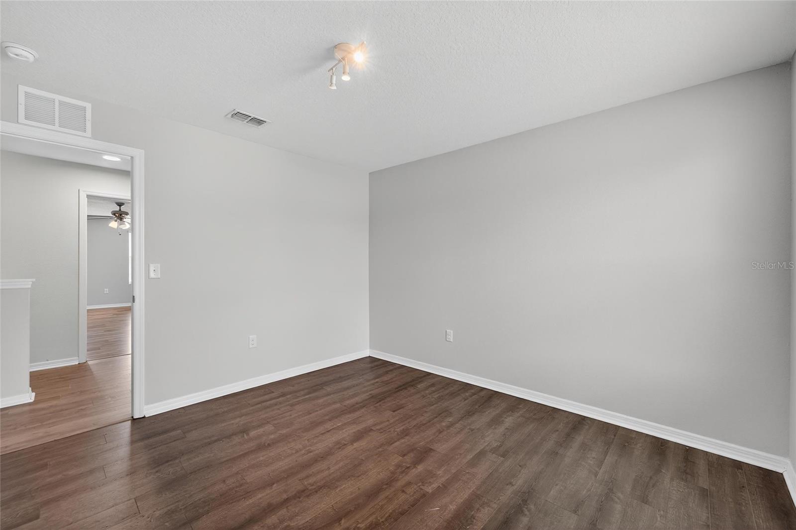 Image 33 of 74 For 3128 Northview Road