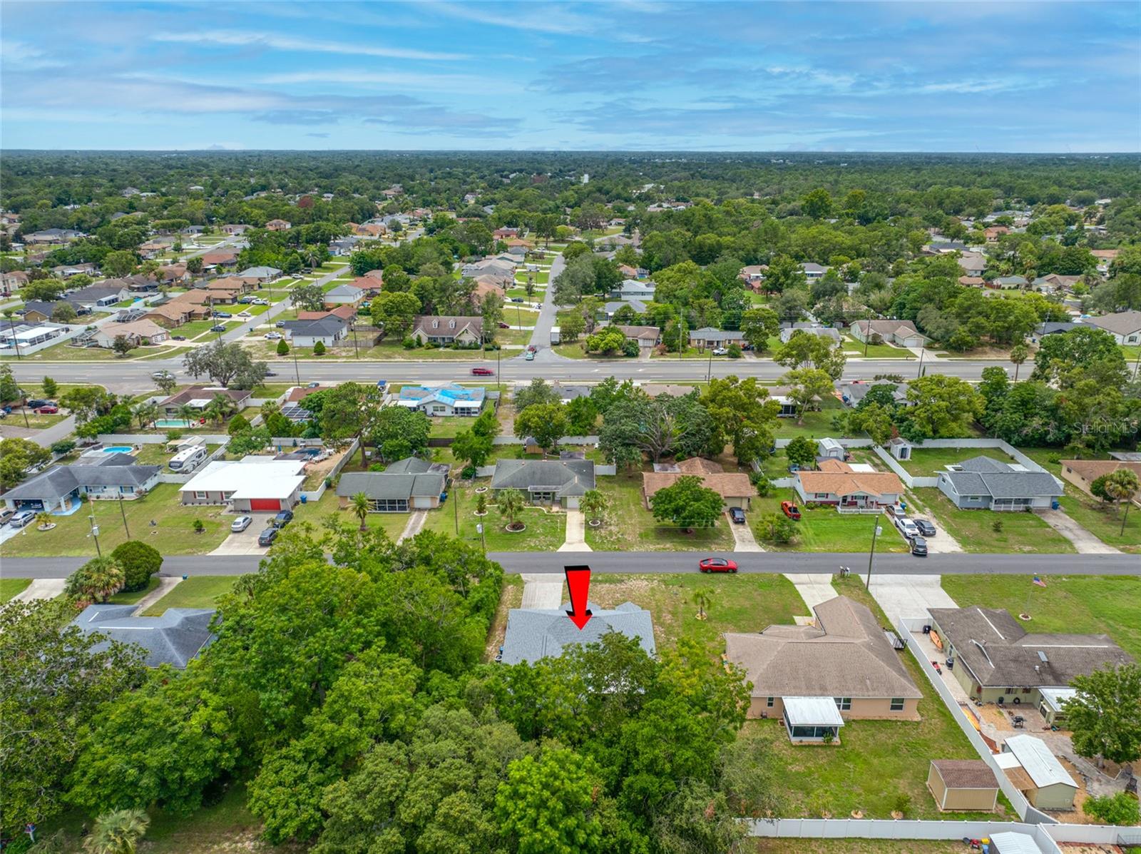 Listing photo id 41 for 2424 Keeport Drive