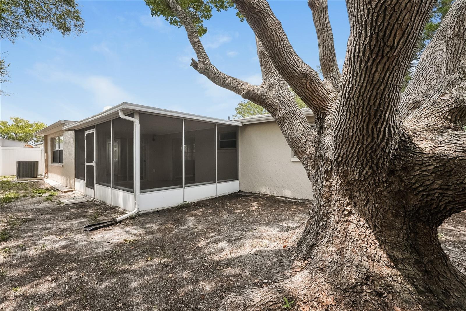Image 15 of 15 For 4832 Dogwood Street