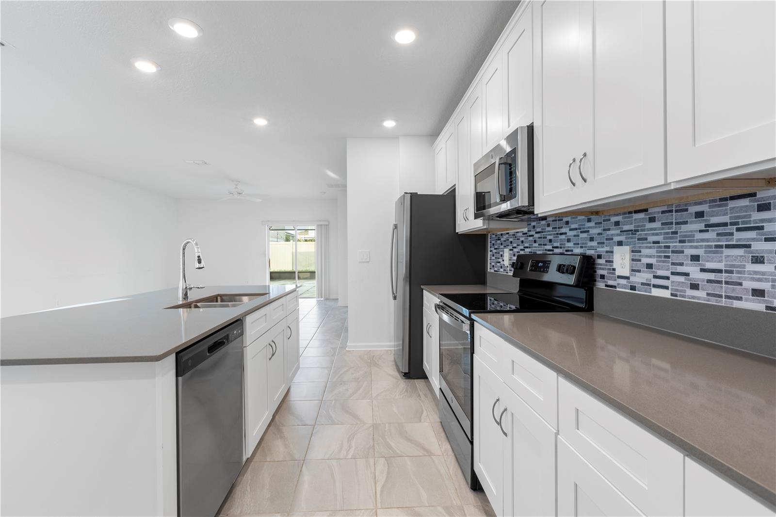 Image 11 of 53 For 575 Jett Lane