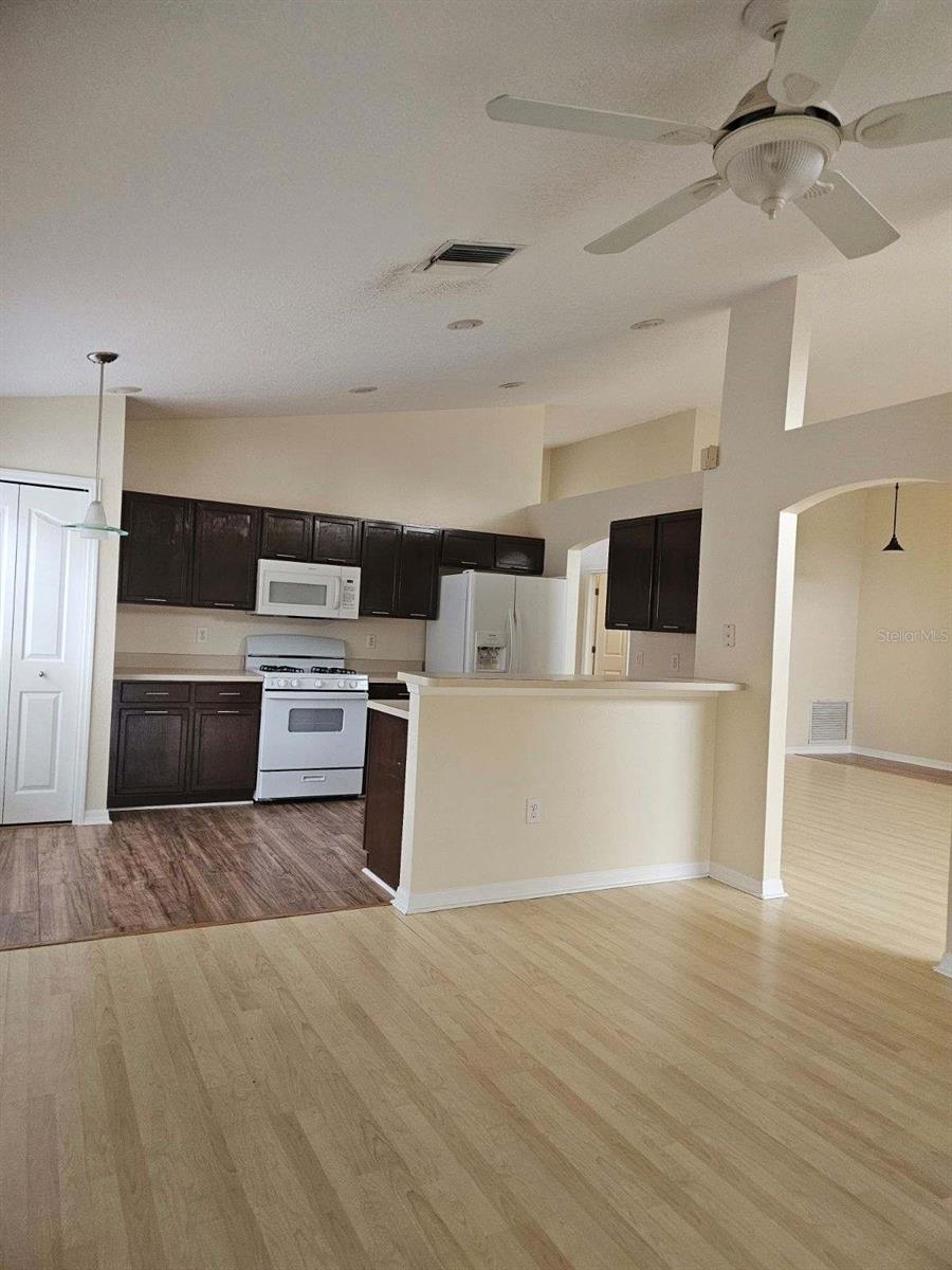 Image 13 of 48 For 1235 Yardley Drive