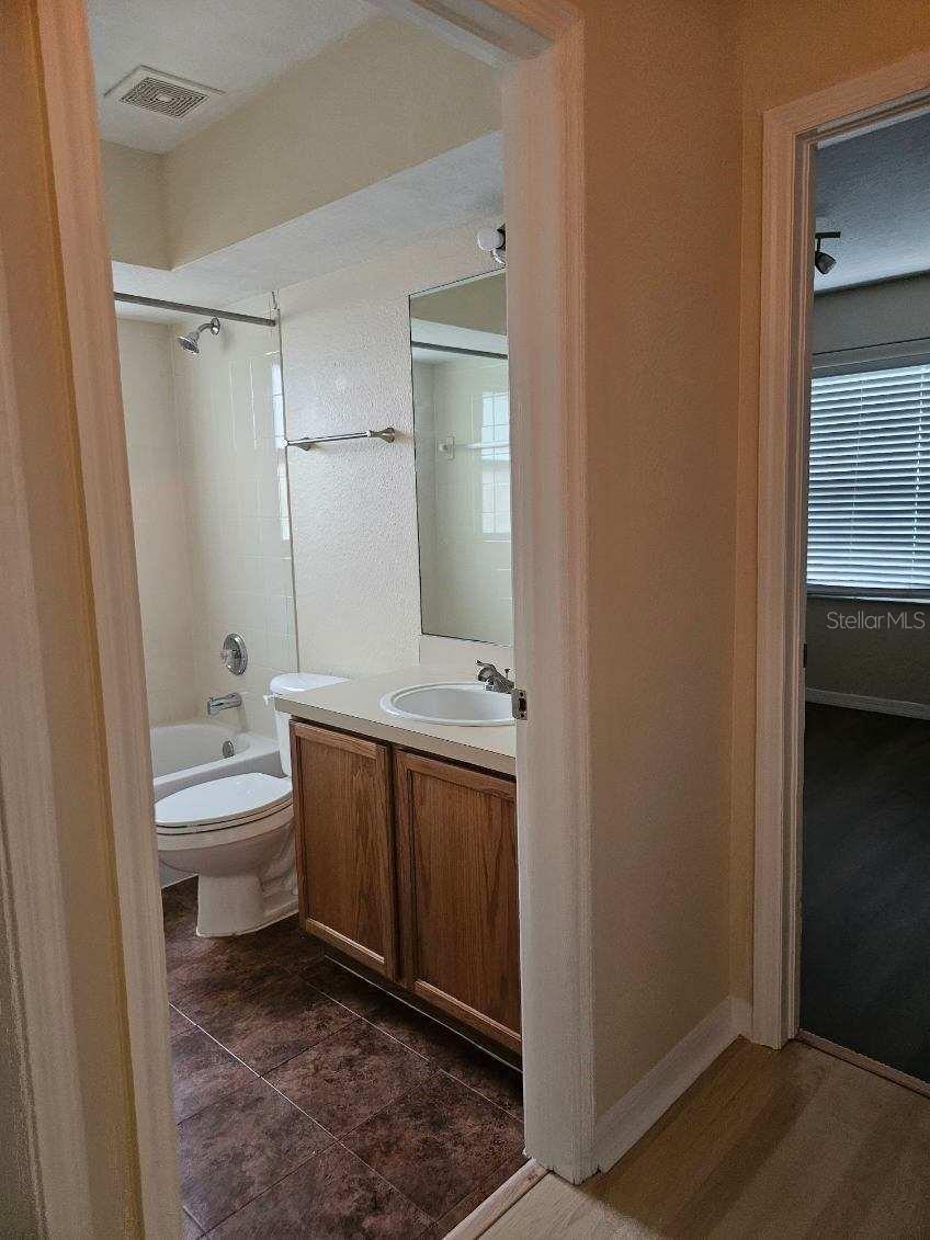 Image 34 of 48 For 1235 Yardley Drive