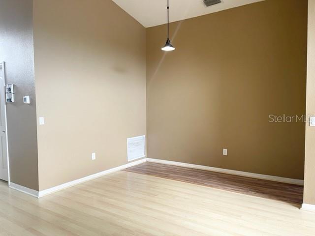 Image 8 of 48 For 1235 Yardley Drive