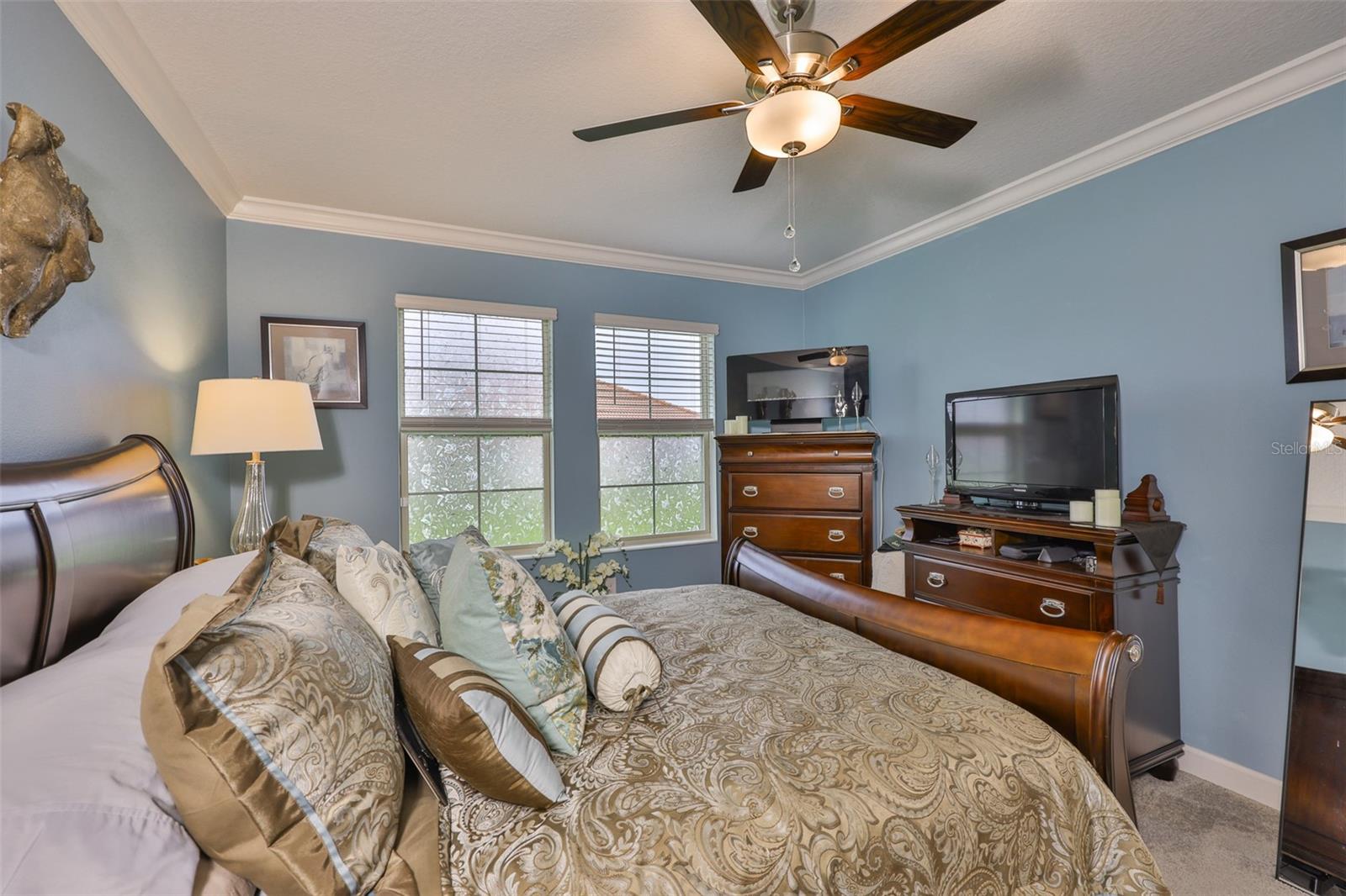 Image 21 of 39 For 17255 Holly Well Avenue